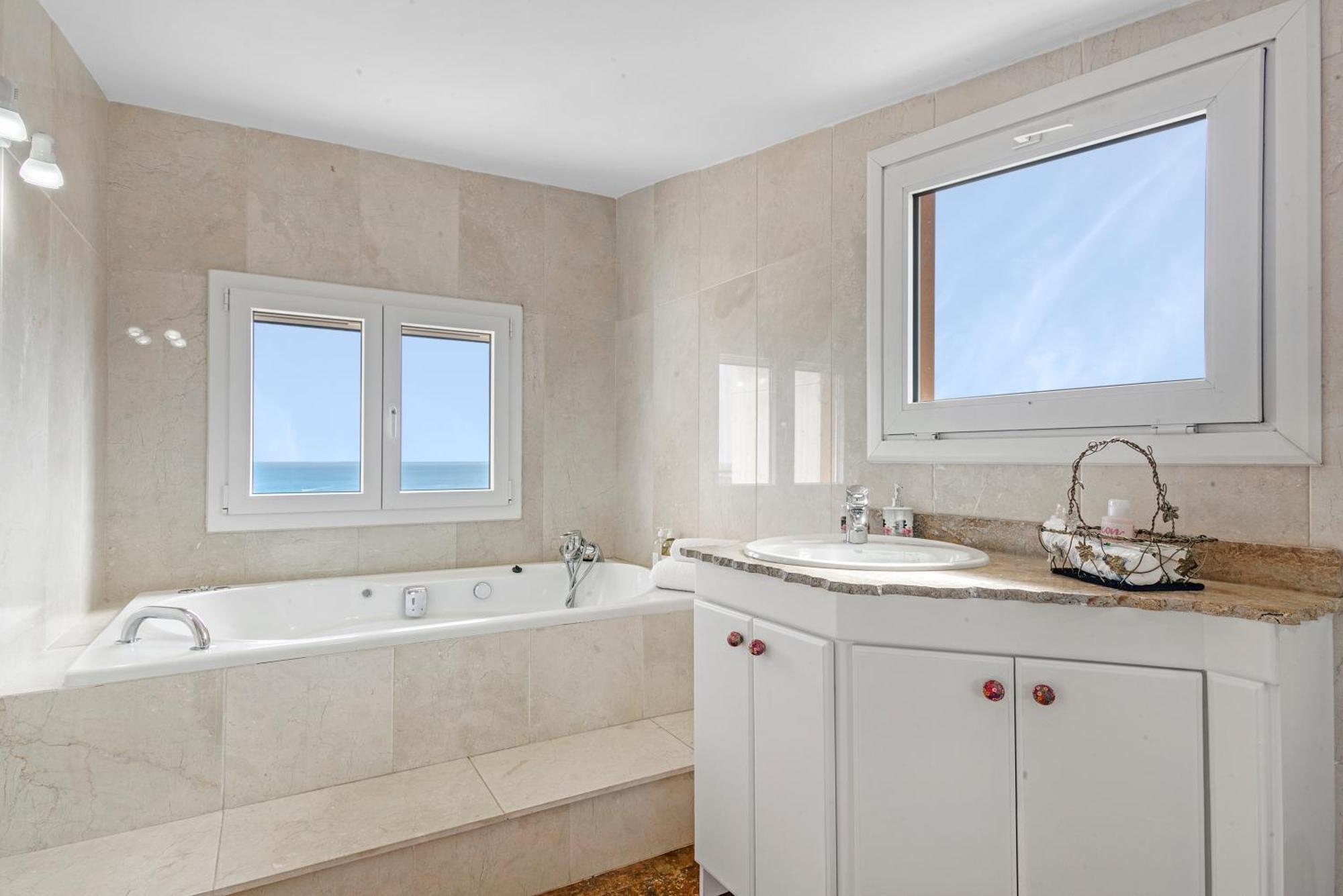 Villa Infinity Sea Views I Pool I Bbq I Jacuzzi Алмерия Екстериор снимка